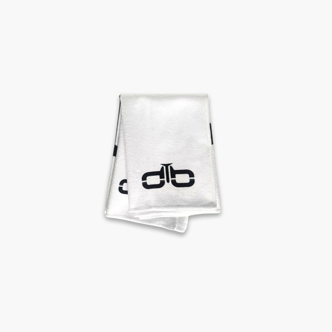 TOUR MICROFIBRE GOLF TOWEL